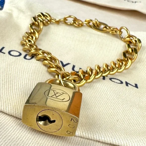 Louis Vuitton vintage lock bracelet chain HANDMADE - Picture 2 of 4